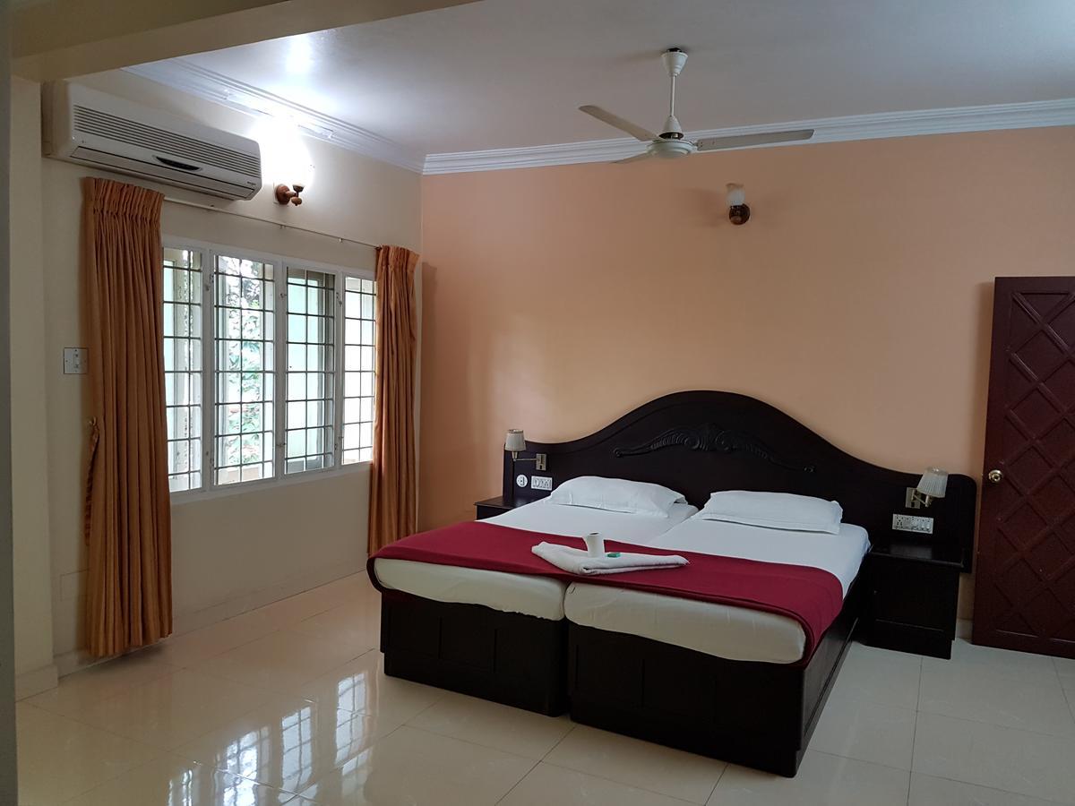 Casa Linda Hotel Kochi ภายนอก รูปภาพ