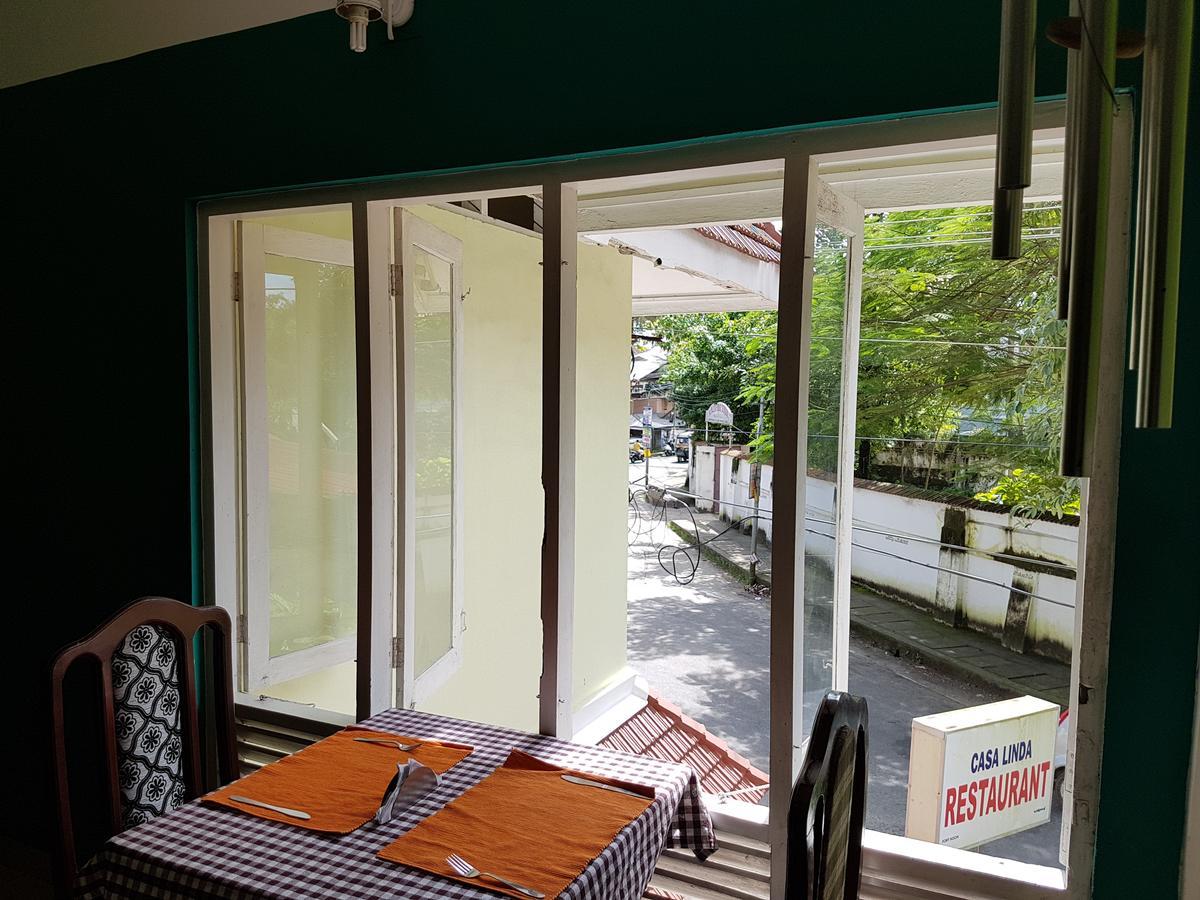 Casa Linda Hotel Kochi ภายนอก รูปภาพ