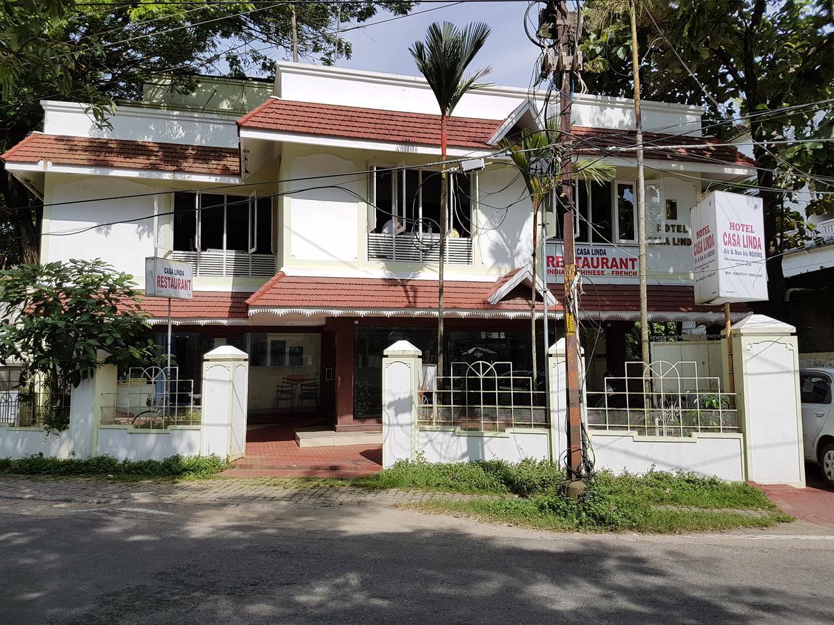 Casa Linda Hotel Kochi ภายนอก รูปภาพ