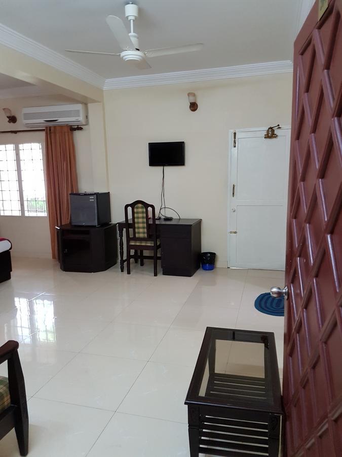 Casa Linda Hotel Kochi ภายนอก รูปภาพ